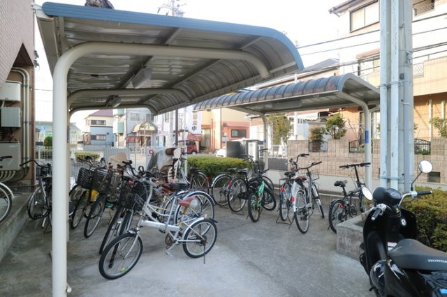 プラザハイツ二ツ屋A棟のその他共用部分