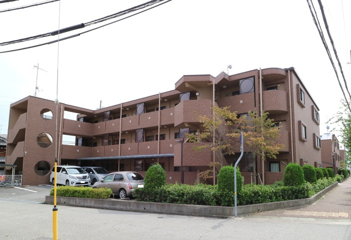 プラザハイツ二ツ屋A棟