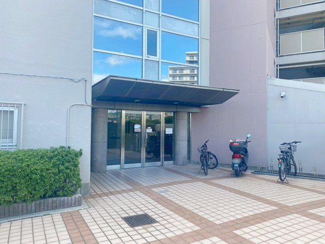 桜台ハイツ３号棟のエントランス|市バス「西野武庫川センター前」停まで歩３分♪住まいの事ならなんでもご相談ください！