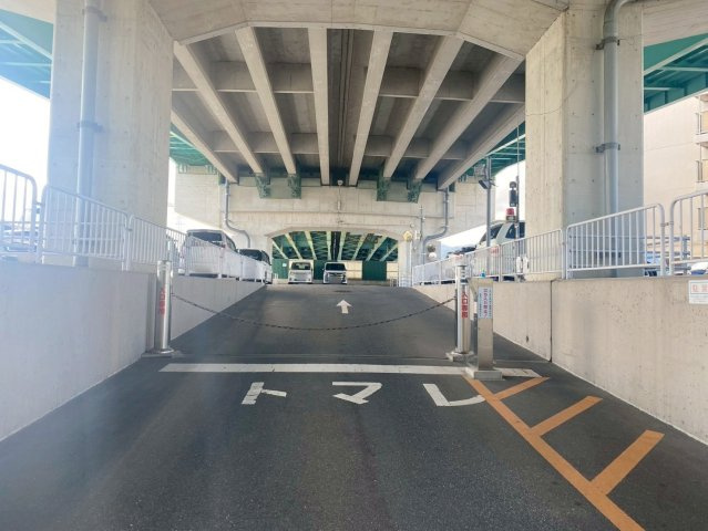 桜台ハイツ３号棟の駐車場|ご自宅から現地まで、当社スタッフがお車にて「送り迎え」も可能です！お気軽にお問い合わせください！