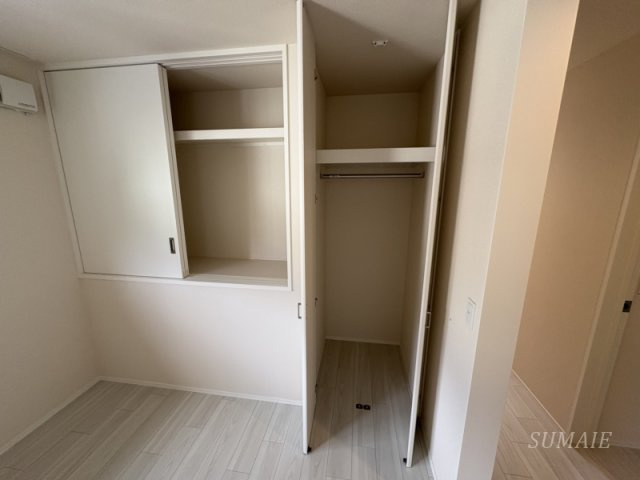 本一色三丁目戸建の収納|便利な収納スペースです