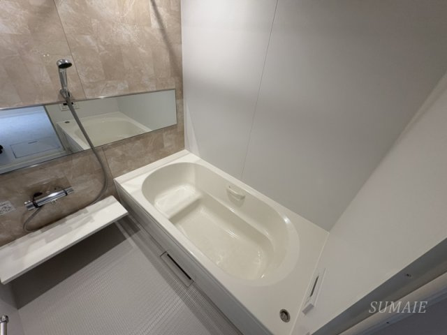 本一色三丁目戸建の浴室|きれいなお風呂です