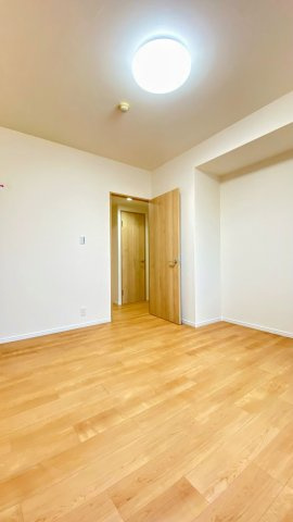 コム・ファーレ西宮北口の寝室|洋室