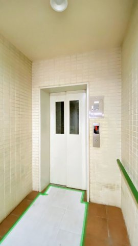 コム・ファーレ西宮北口のその他共用部分|エレベーター