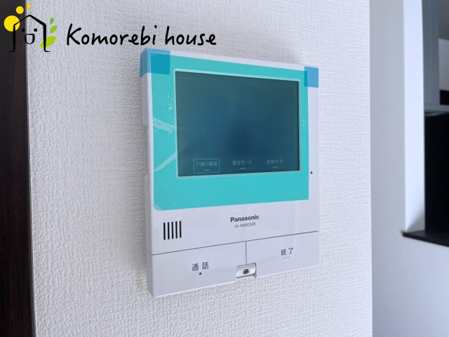 大宮指扇South side　新築一戸建て　グリーンガーデン　Oの防犯設備|来客時も画面で確認できる安心のTVモニターフォン。録画機能も付いているの安心。忙しい毎日をしっかりサポートします。