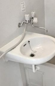 【洗面所】 | 西田コーポ | 脱衣スペースもあります