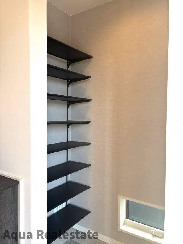 高松市仏生山町　Ｄ号地モデルハウスの収納|小物を収納するのに便利です