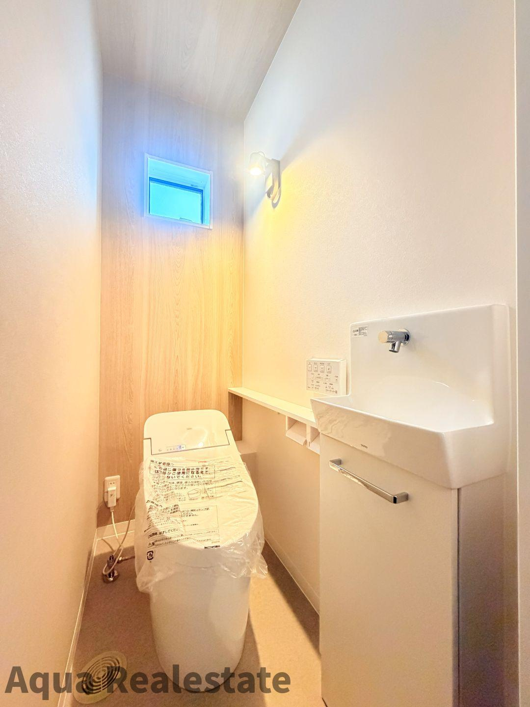 高松市仏生山町　Ｄ号地モデルハウスのトイレ|清潔感のあるトイレです