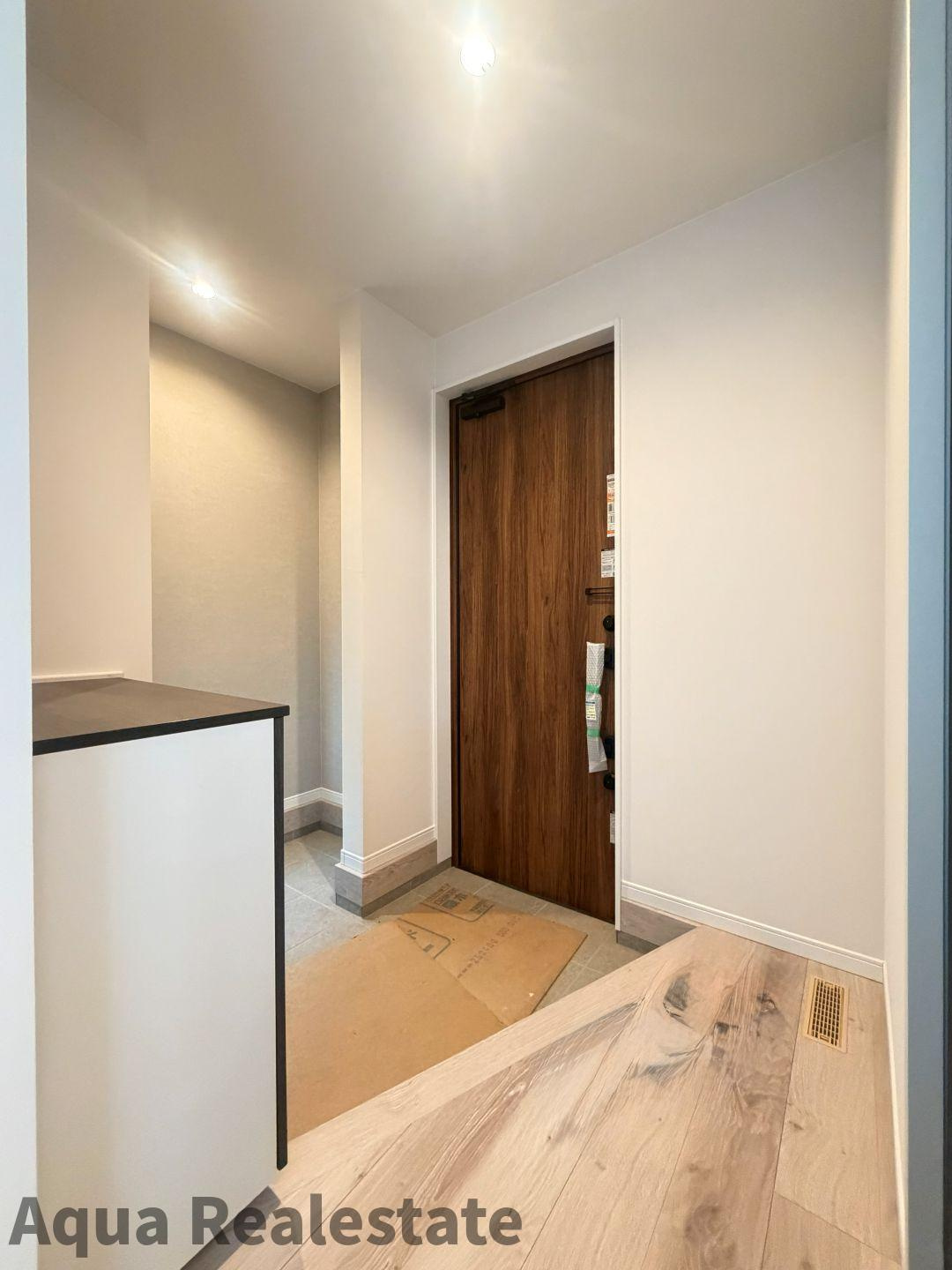 高松市仏生山町　Ｄ号地モデルハウスの玄関|落ち着いた玄関です