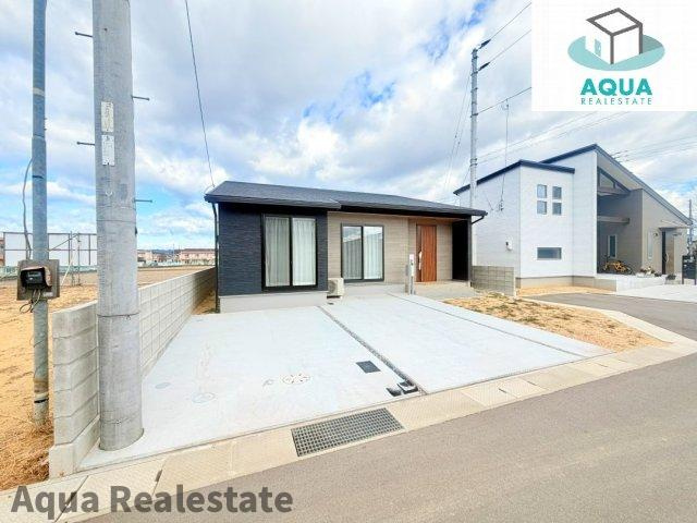 高松市仏生山町　Ｄ号地モデルハウスの駐車場|車をお持ちの方に嬉しい駐車場付きの物件です