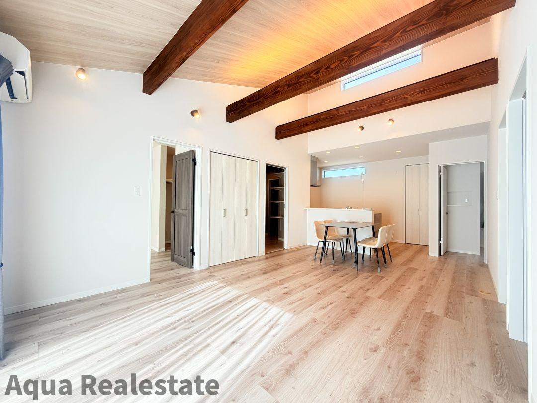 高松市仏生山町　Ｄ号地モデルハウスの居間・リビング|ゆったりとしたリビングです