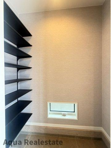 高松市仏生山町　Ｄ号地モデルハウスの収納|便利な収納スペースです