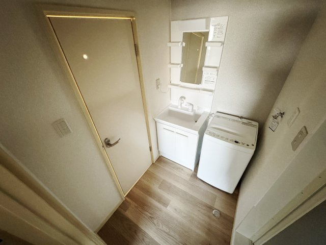 重谷ビルの洗面所