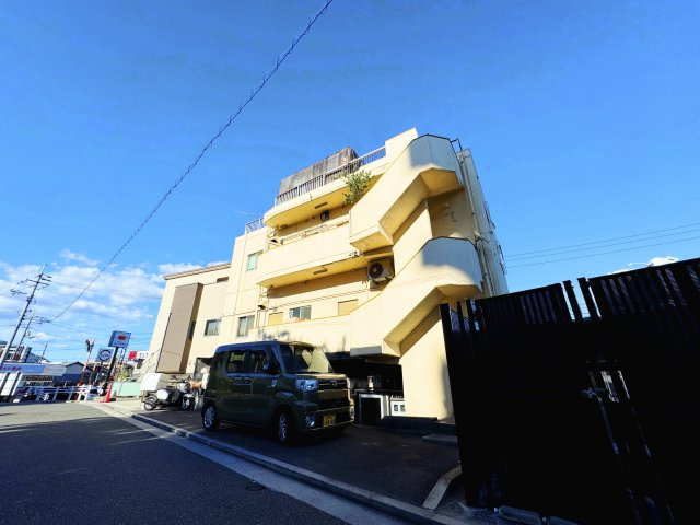 重谷ビルの外観