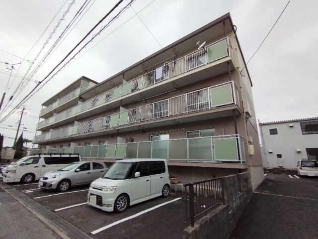 グリーンハイツの外観