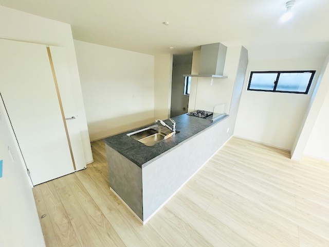 茅ヶ崎市平和町　新築戸建　1号棟の収納|同施工例