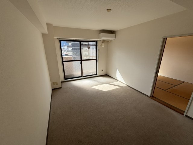 ダイアパレス長野大通りの洋室