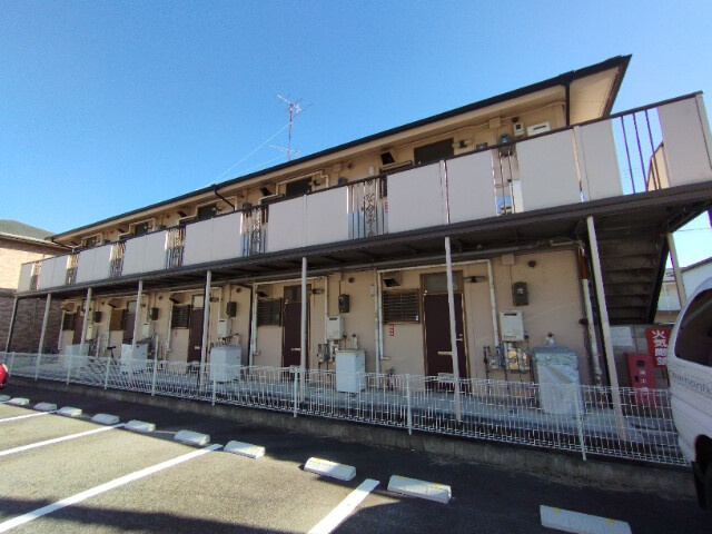 アーネスハイツ本田の外観