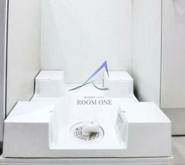 Ｇｒｏｔｔａ　ｂｌｕ　Ｋｏｍａｇｏｍｅの設備|洗濯機置き場です。