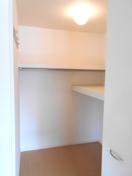 クレール古新開の収納