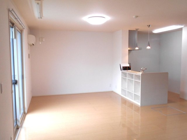 クレール古新開の居間・リビング