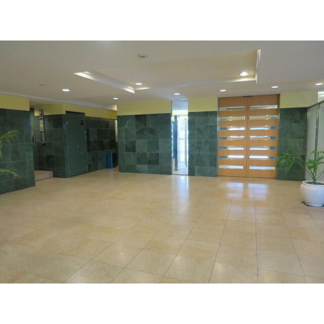 プライマル小石川のエントランス