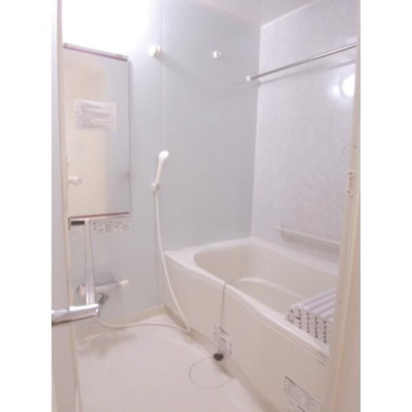 プライマル小石川の浴室