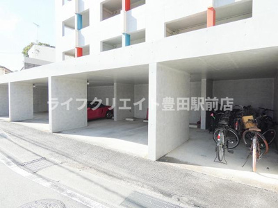 【駐車場】 | ラ・テラス・トリコロール