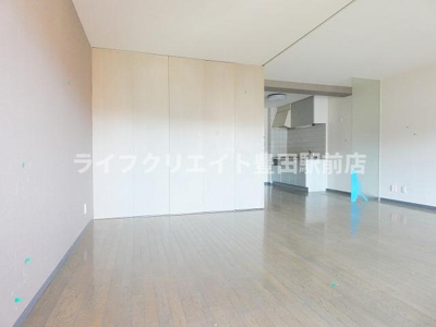 【洋室】 | ラ・テラス・トリコロール