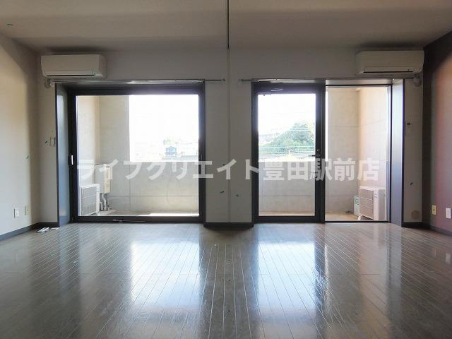 【居間・リビング】 | ラ・テラス・トリコロール