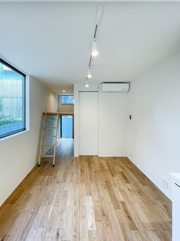 グランエッグス用賀　築浅　ネット無料　デザイナーズの内装