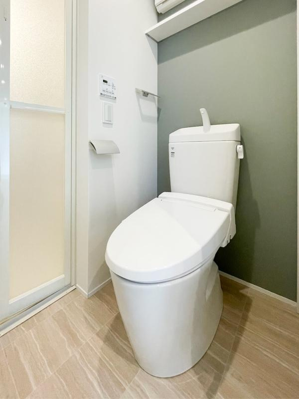 グランエッグス用賀　築浅　ネット無料　デザイナーズのトイレ