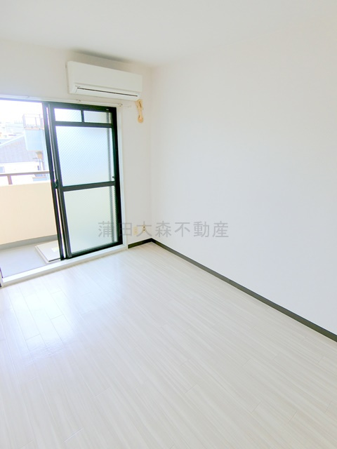 ベルサイユ池上第3の居間・リビング