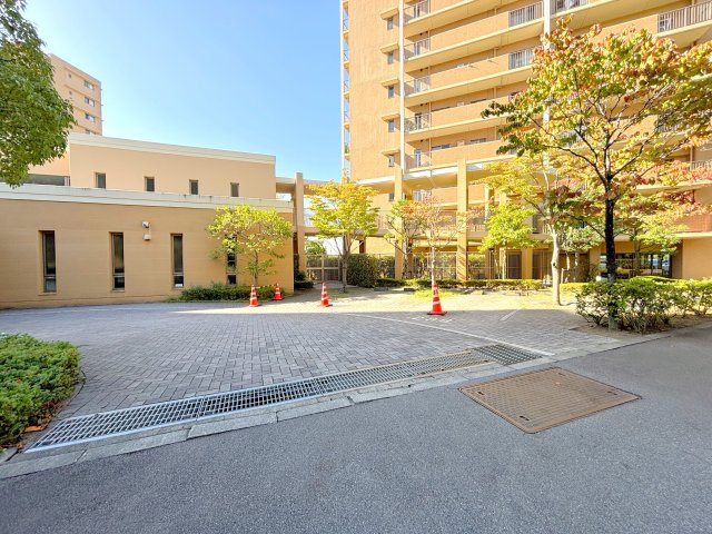 来客用駐車場もたっぷりあります。