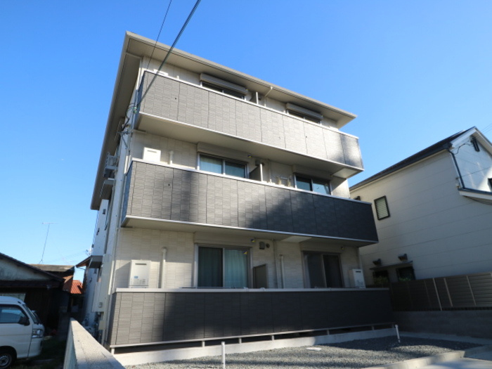 ベルプラージュ魚住の外観