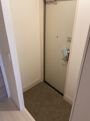 ベルプラージュ魚住の玄関