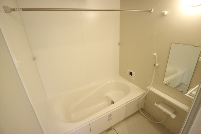 ベルプラージュ魚住の浴室