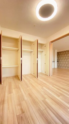 ディアエスタミオ西岡本の収納|収納豊富