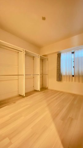 ディアエスタミオ西岡本の洋室|洋室