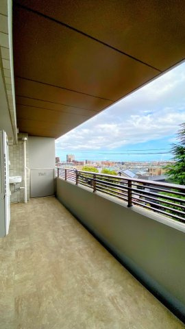 ディアエスタミオ西岡本のバルコニー|バルコニー