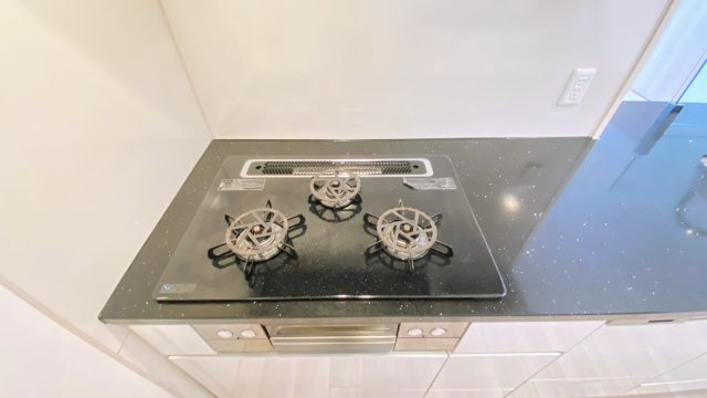 ディアエスタミオ西岡本のキッチン|ガスコンロ