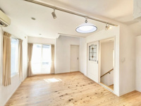 ＼木の温もりを感じる注文住宅／浜須賀中古戸建の画像