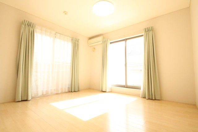 【居間・リビング】