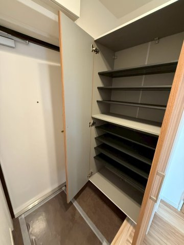 ロマネスク大濠アネックスの収納