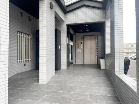 セントエルモ武蔵浦和のエントランス