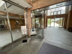 【エントランス】 | ロイヤルアーク甲子園フローレス