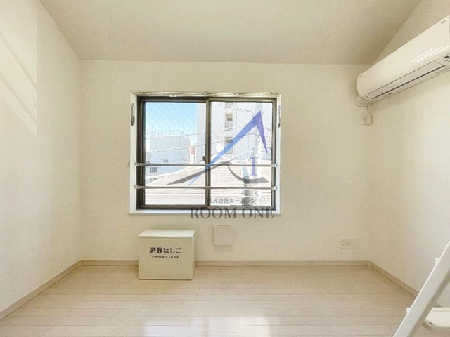 ノーザンロード五反野の居間・リビング|洋室のお部屋です。