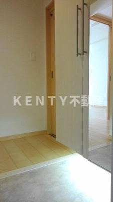 【玄関】 | グランソレイユ | 明るい玄関です