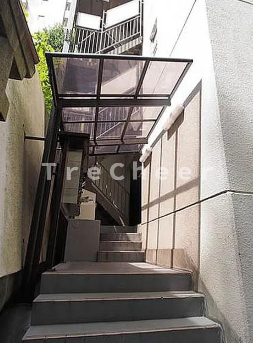 メゾンド目白台のエントランス