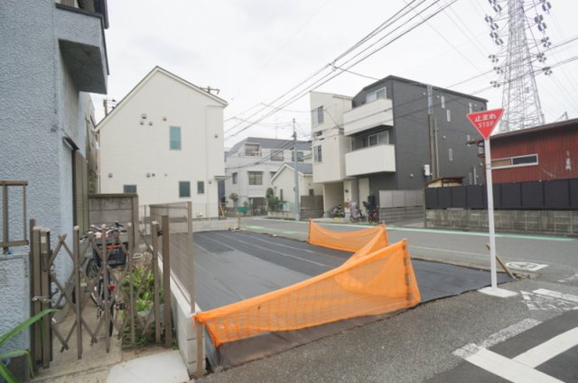 代田１　土地の外観|東急世田谷線「若林」駅徒歩11分
小田急線「世田谷代田」駅徒歩13分
東急田園都市線「三軒茶屋」駅徒歩15分
慶応井の頭線「下北沢」駅徒歩16分